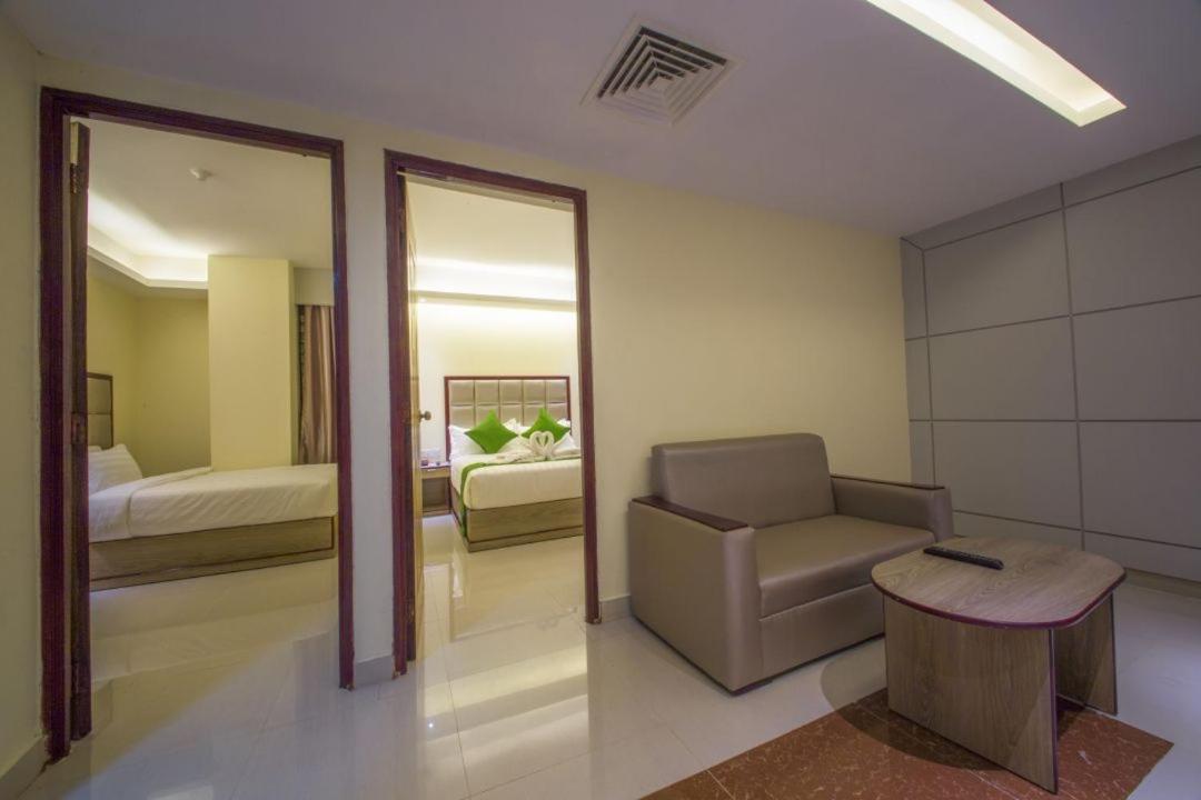 Hotel Mira Garden Sylhet Eksteriør billede