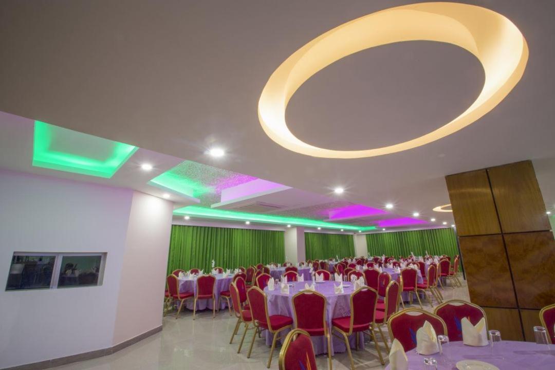 Hotel Mira Garden Sylhet Eksteriør billede